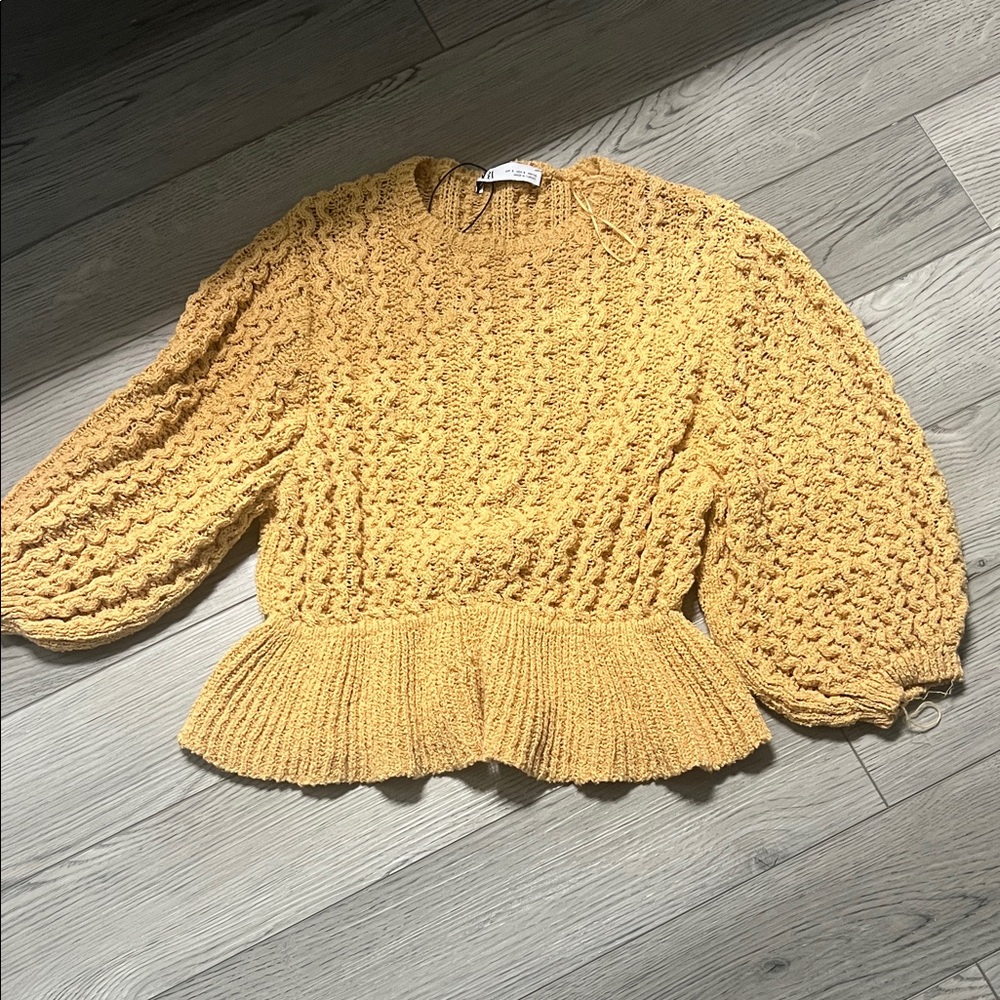 Zara Yellow Knit Sweater with Peplum Hem size SM
